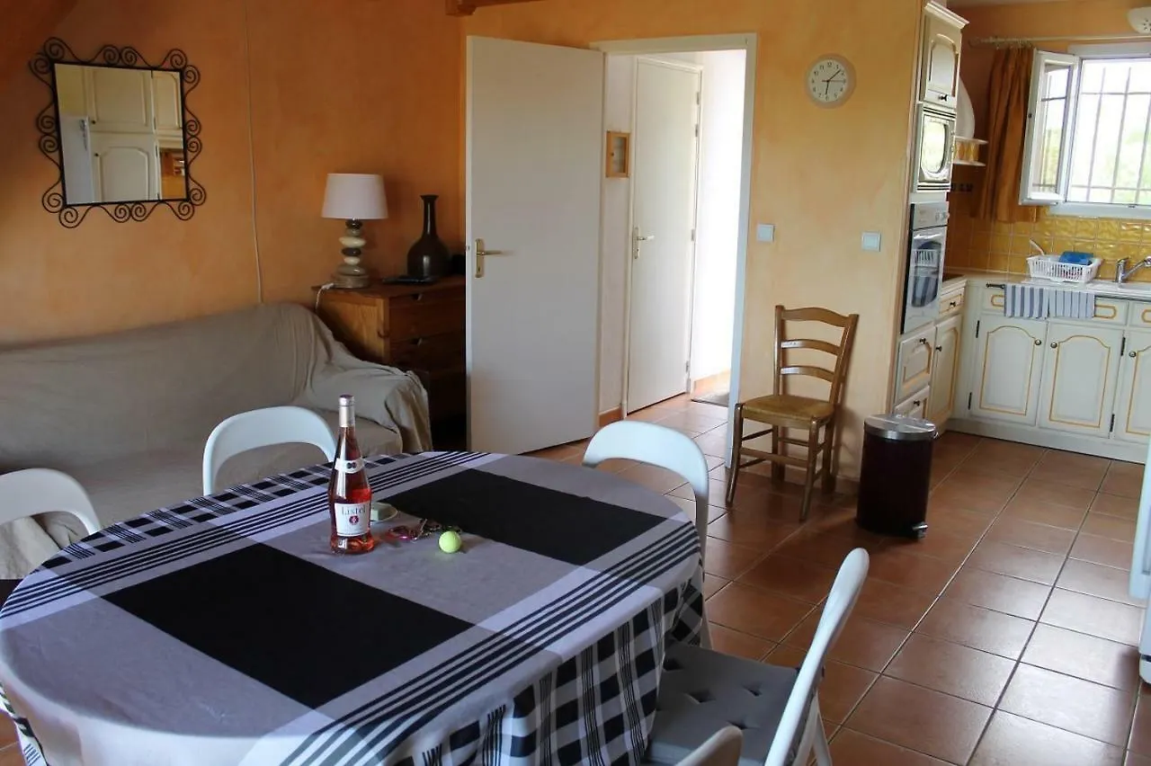 Apartman Appartement Dans La Residence Les Mazets De Camargue Arles