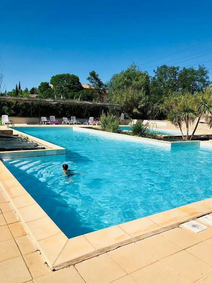 Appartement Dans La Residence Les Mazets De Camargue Arles Apartman